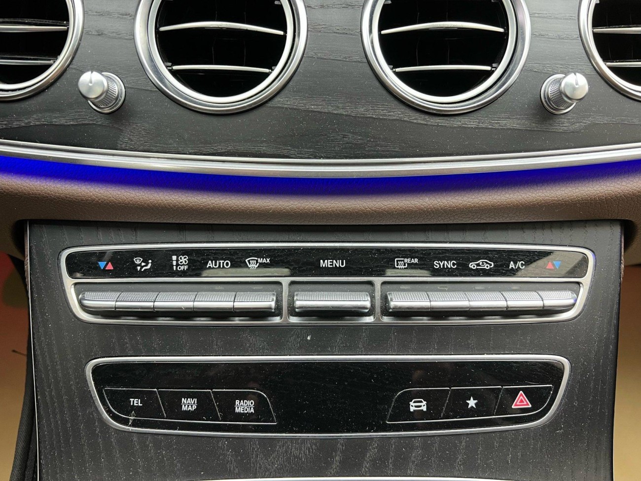 Mercedes-Benz E 300 L 2021