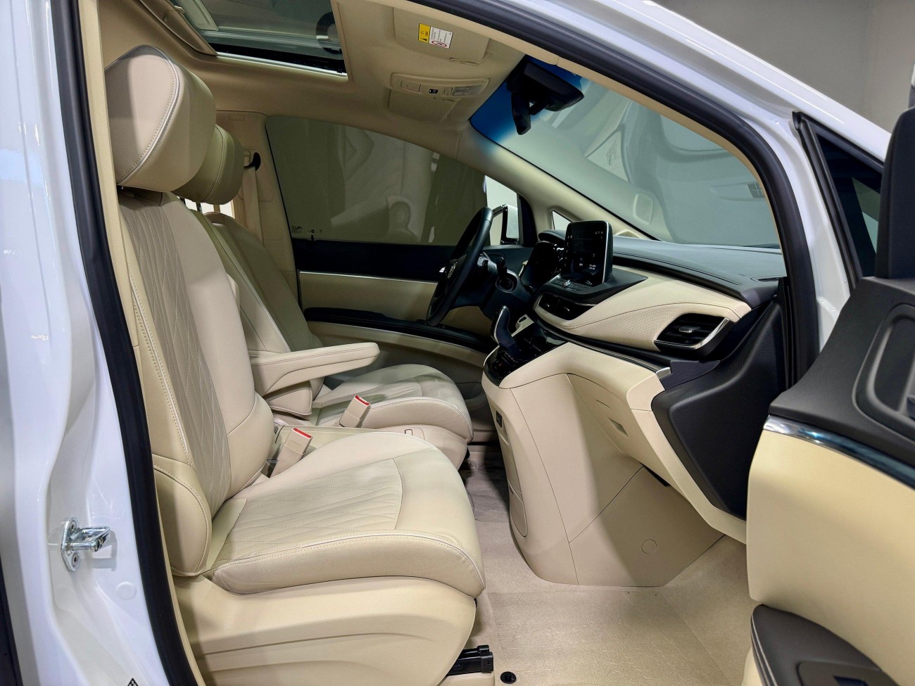 Buick GL8 2025