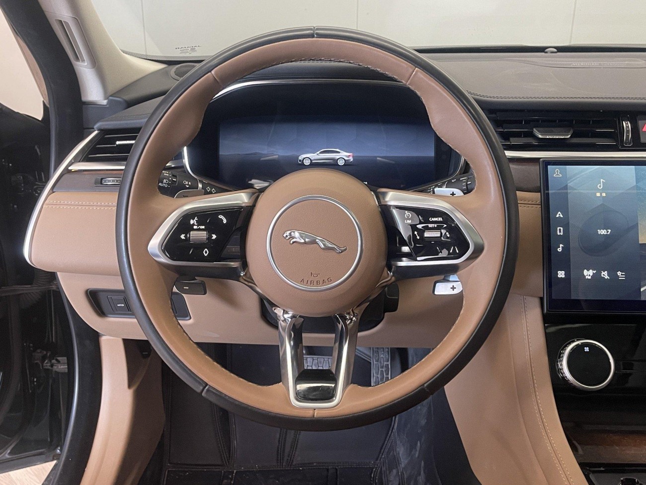 Jaguar XFL 2023
