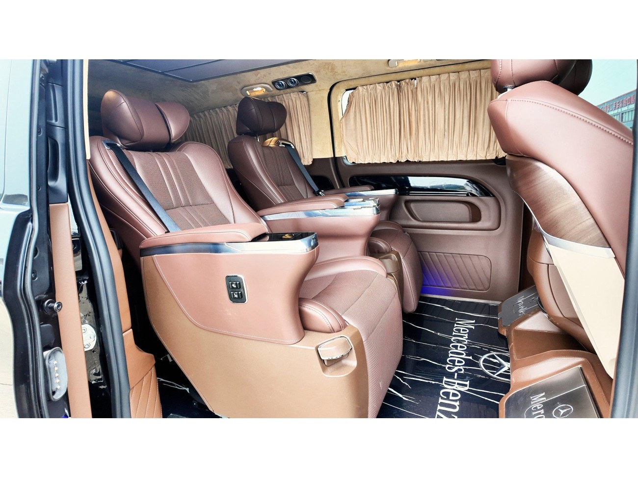 Mercedes-Benz 2021 2022