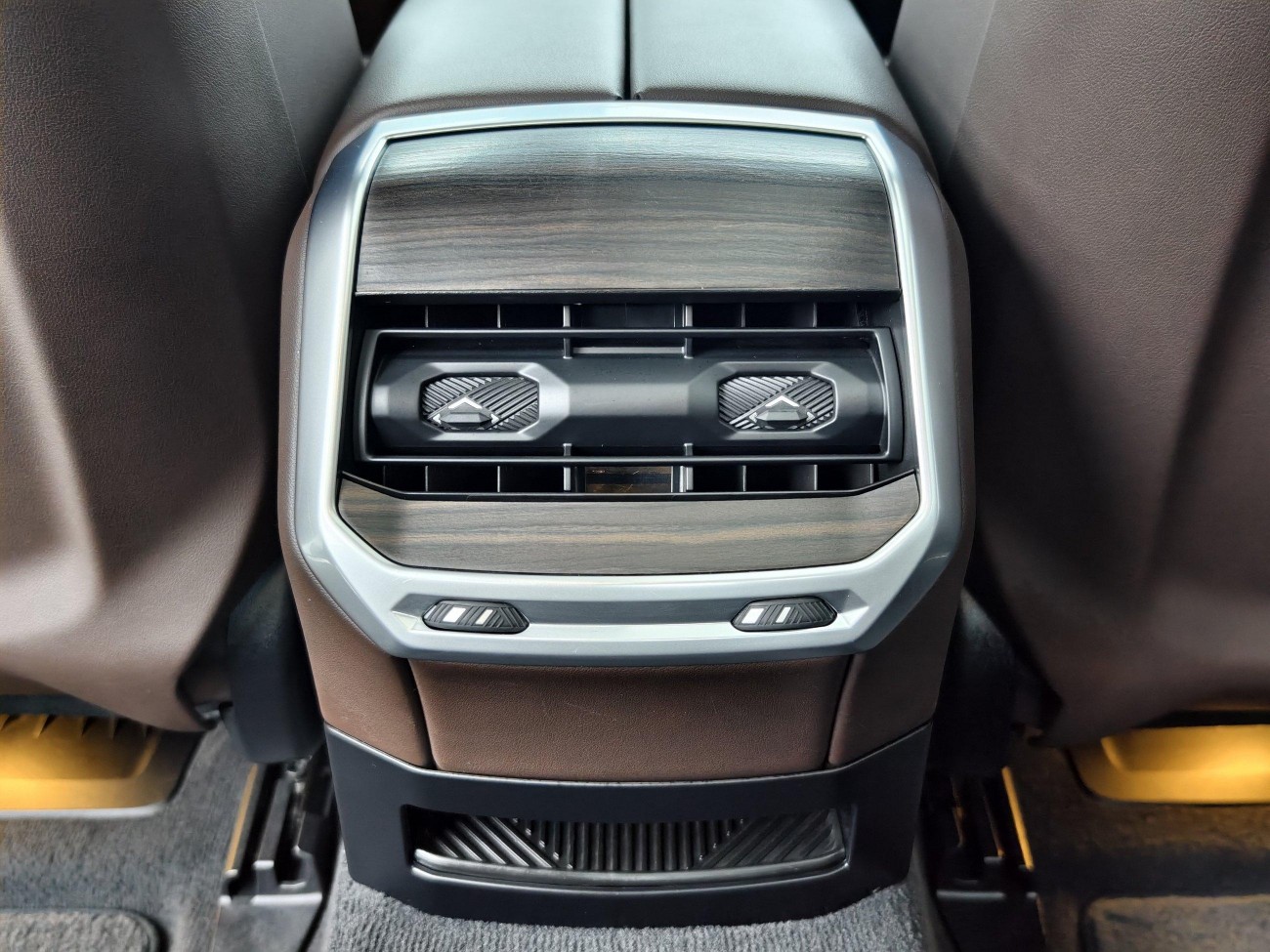 BMW 735Li 2023