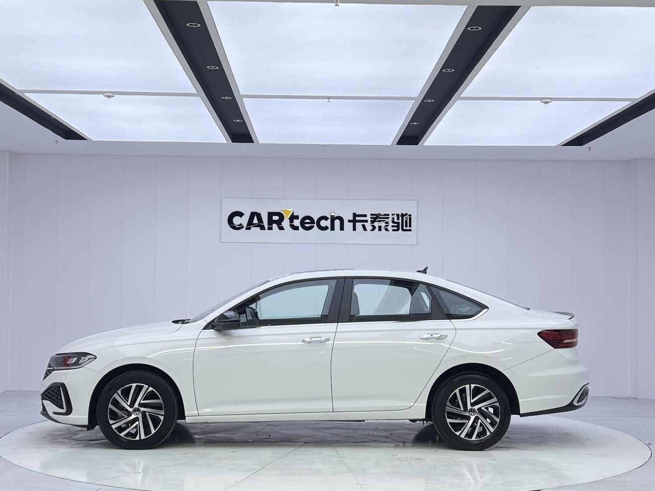 Volkswagen Lavida 2024