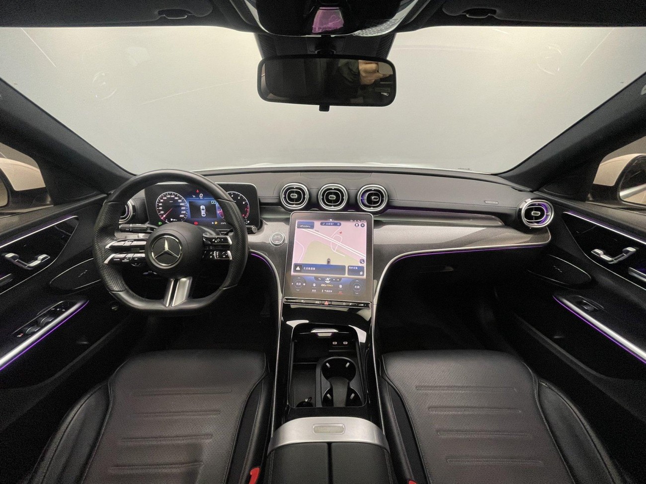 Mercedes-Benz C 260 L 2025