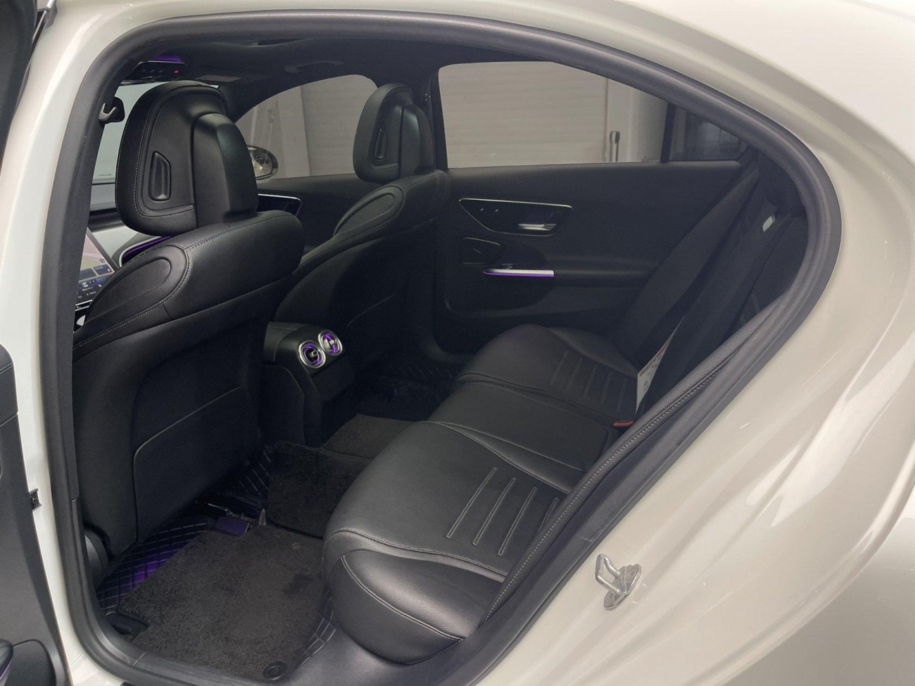 Mercedes-Benz C 260 L 2025