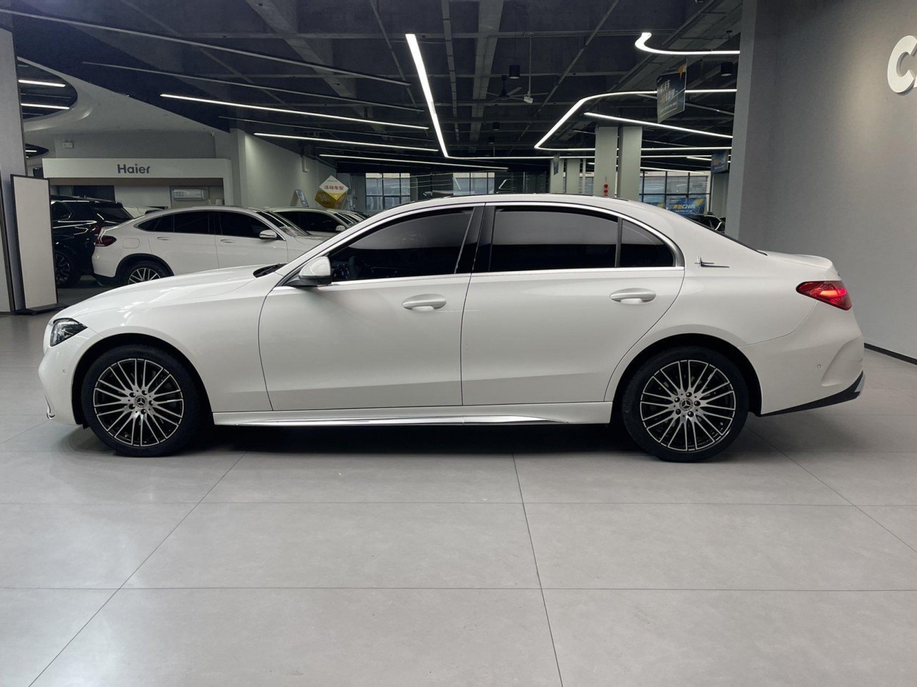 Mercedes-Benz C 260 L 2025