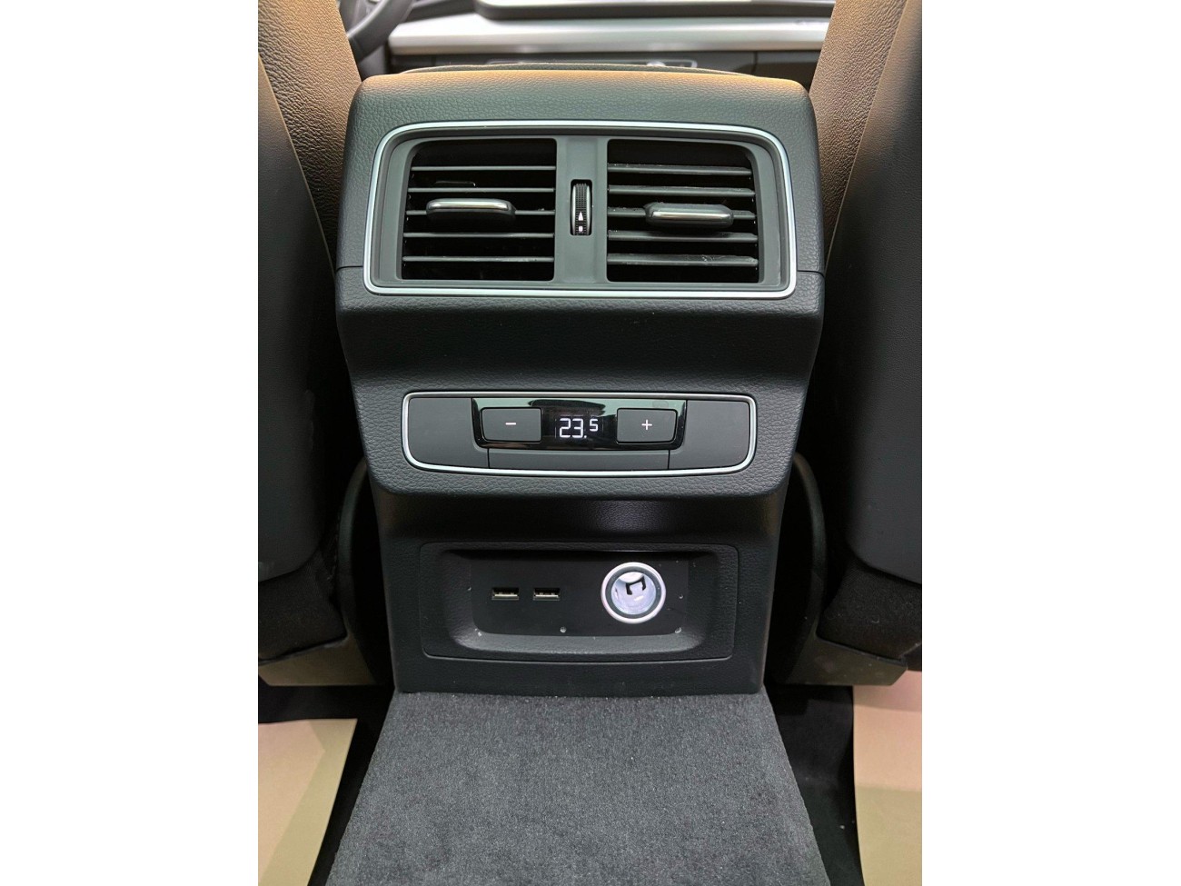 Audi Q5L 40 TFSI 2021