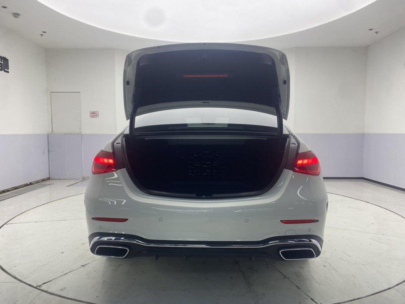 Mercedes-Benz C 260 L 2024
