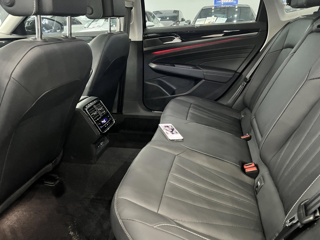 Volkswagen Passat 2025