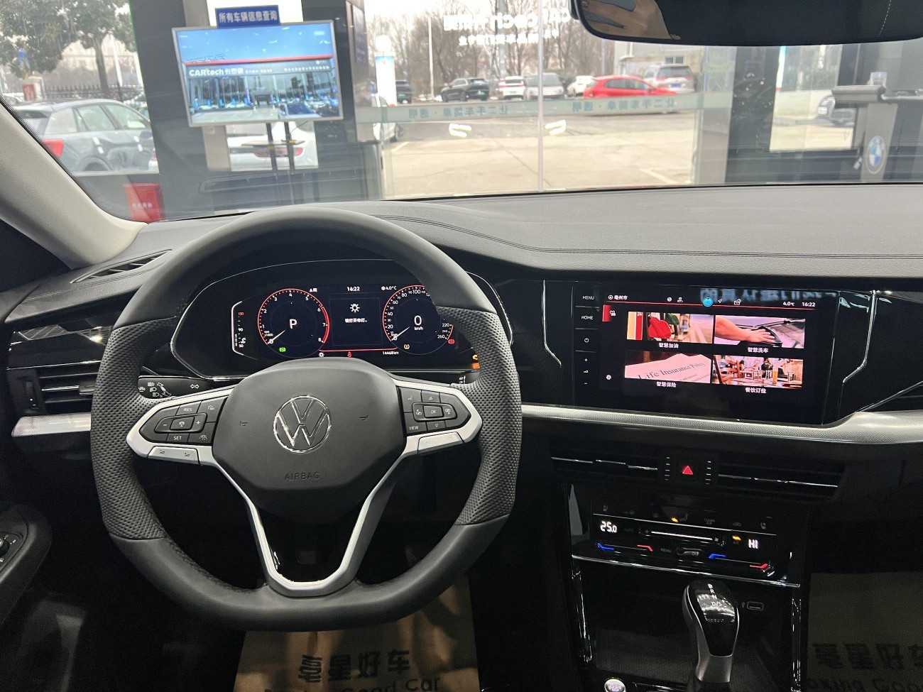 Volkswagen Passat 2025