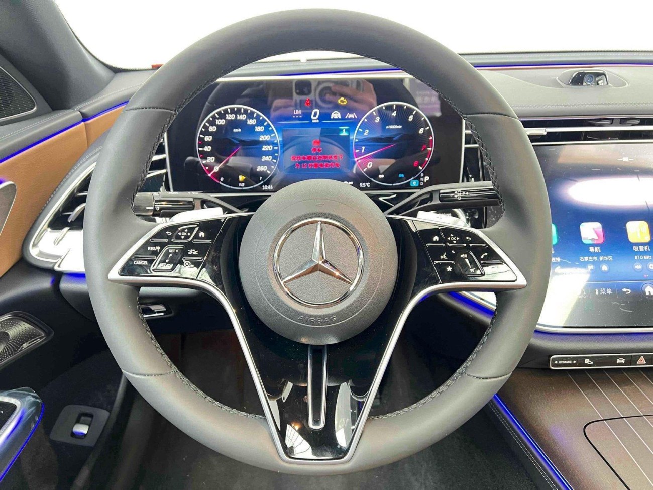 Mercedes-Benz E 300 L 2025