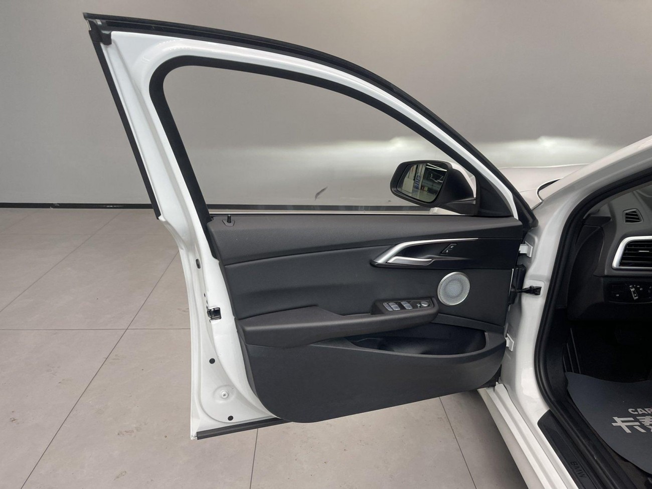 BMW 120i 2021
