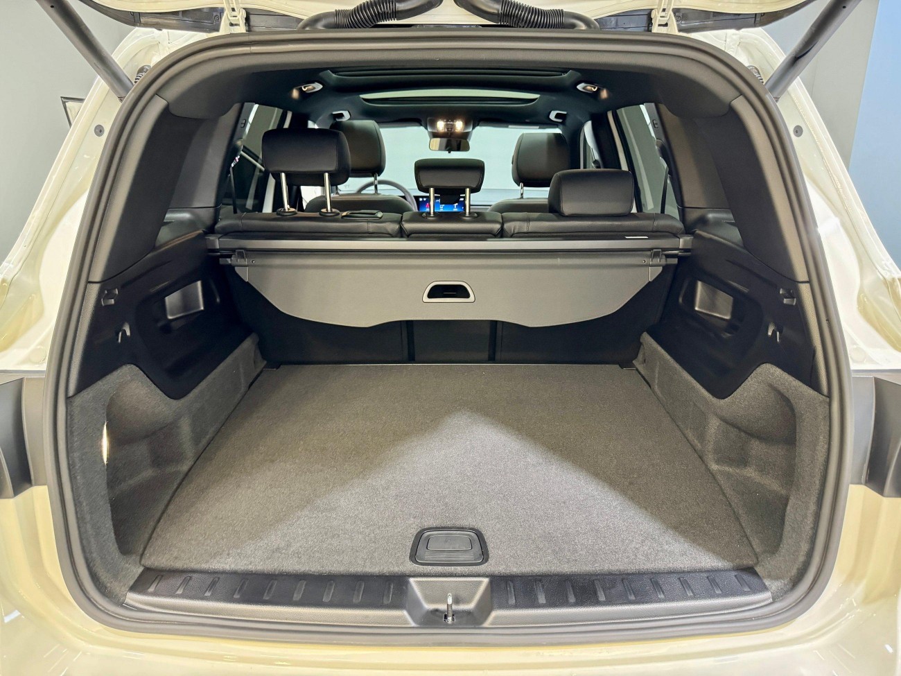 Mercedes-Benz GLB 2025