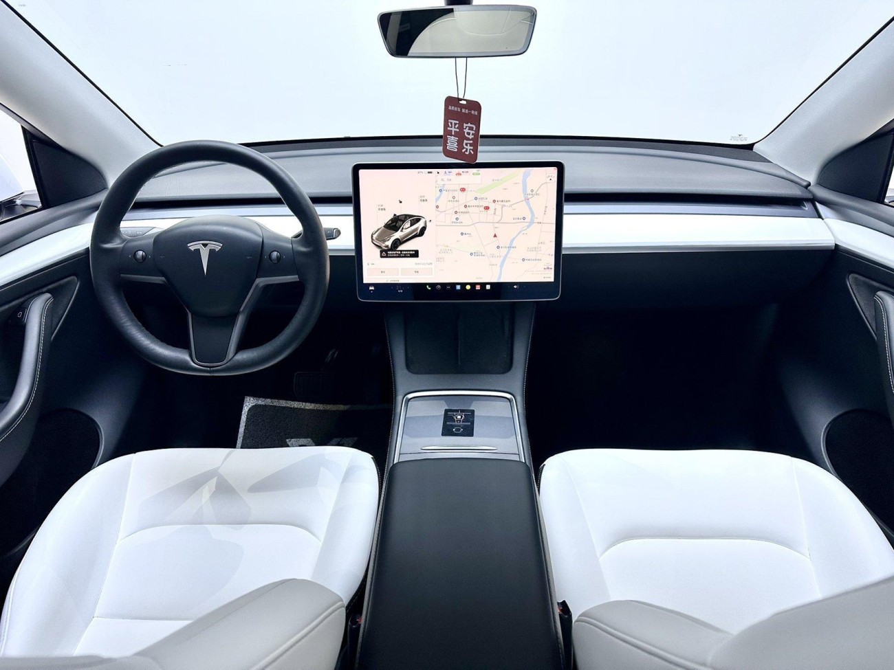Tesla Model Y 2021