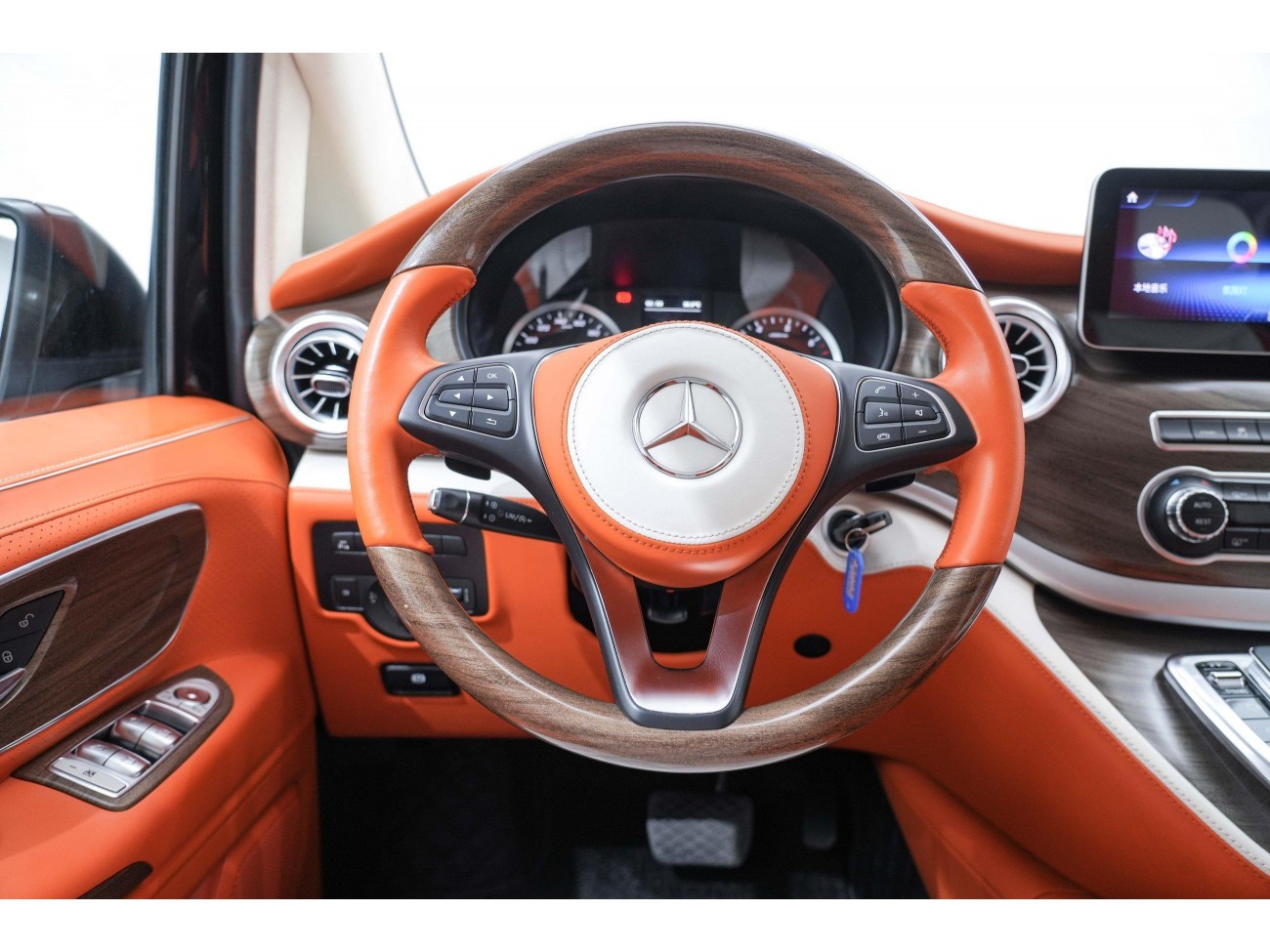 Mercedes-Benz 2021 2022