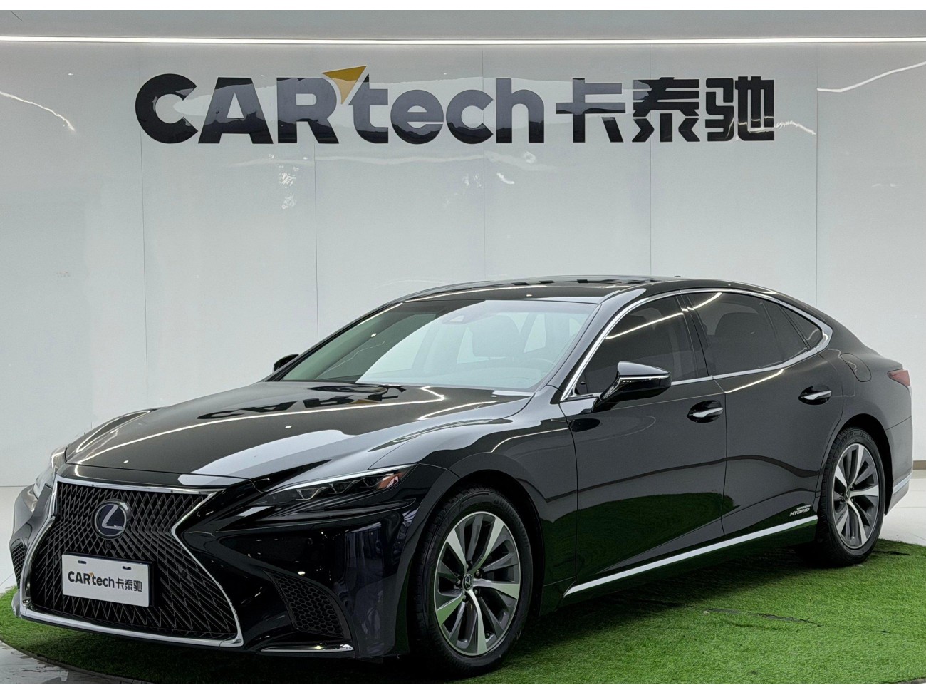Lexus LS 500h 2020