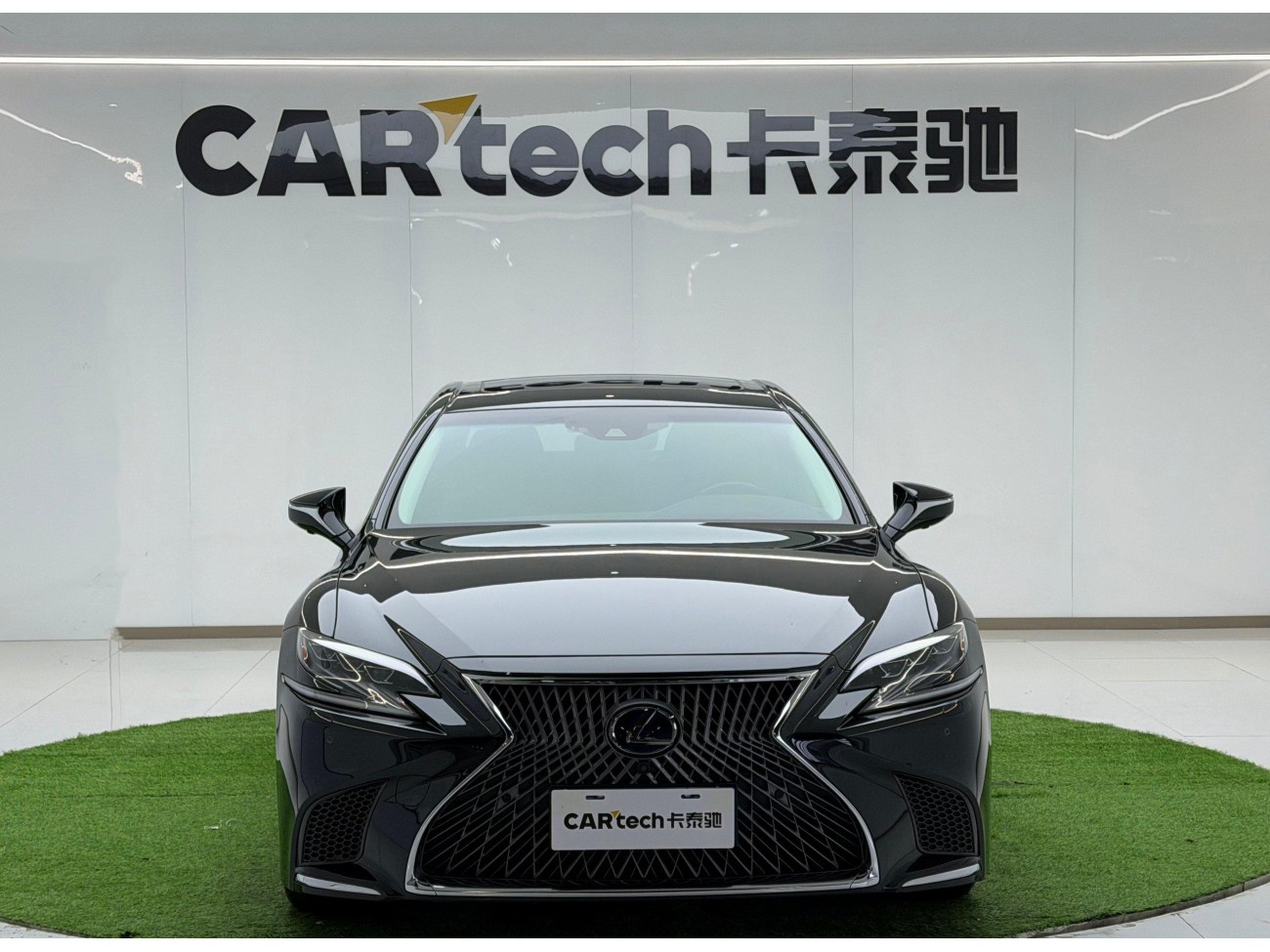 Lexus LS 500h 2020