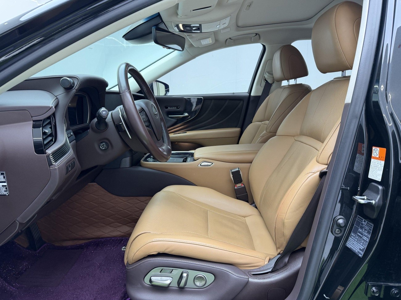 Lexus LS 500h 2020
