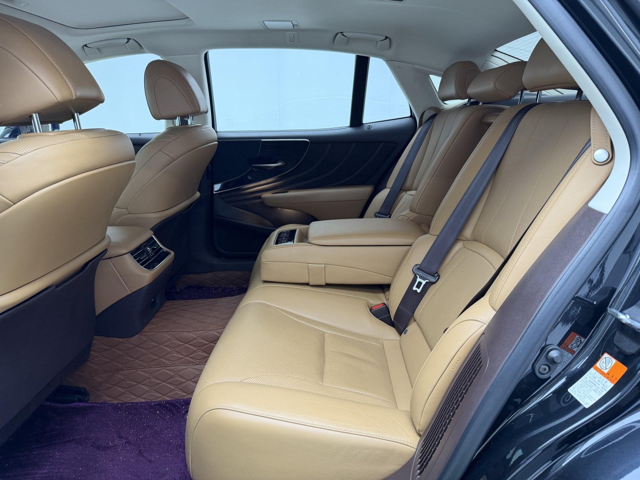 Lexus LS 500h 2020
