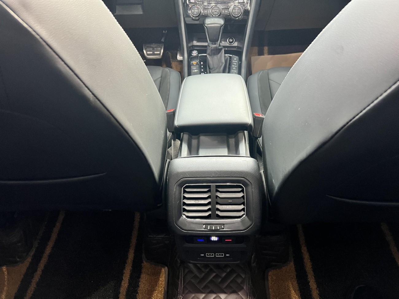 Volkswagen Tiguan L 2021