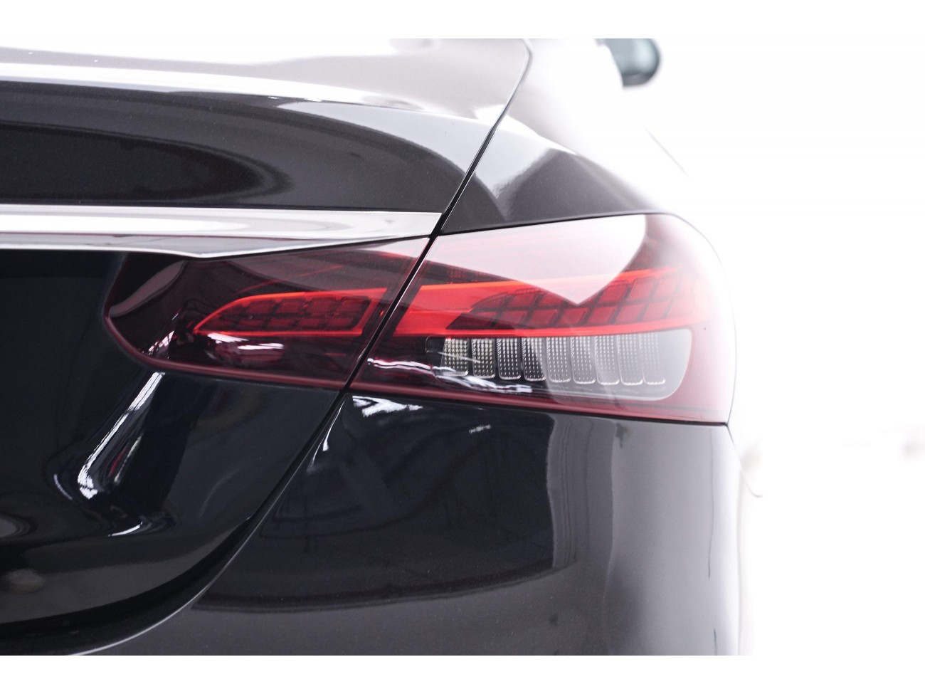Mercedes-Benz E 260 L 2021