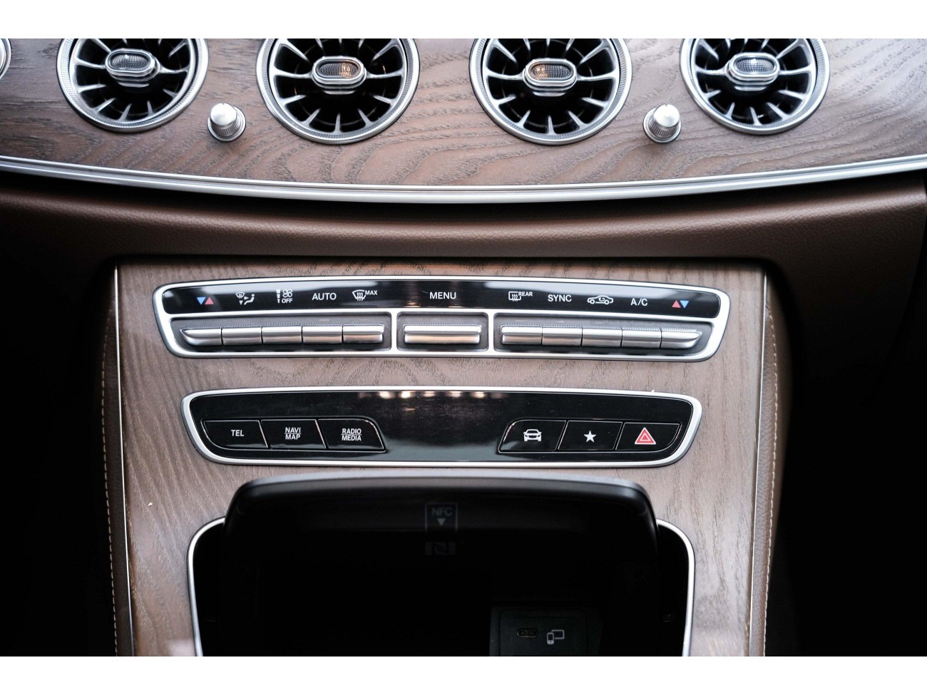 Mercedes-Benz E 260 L 2021