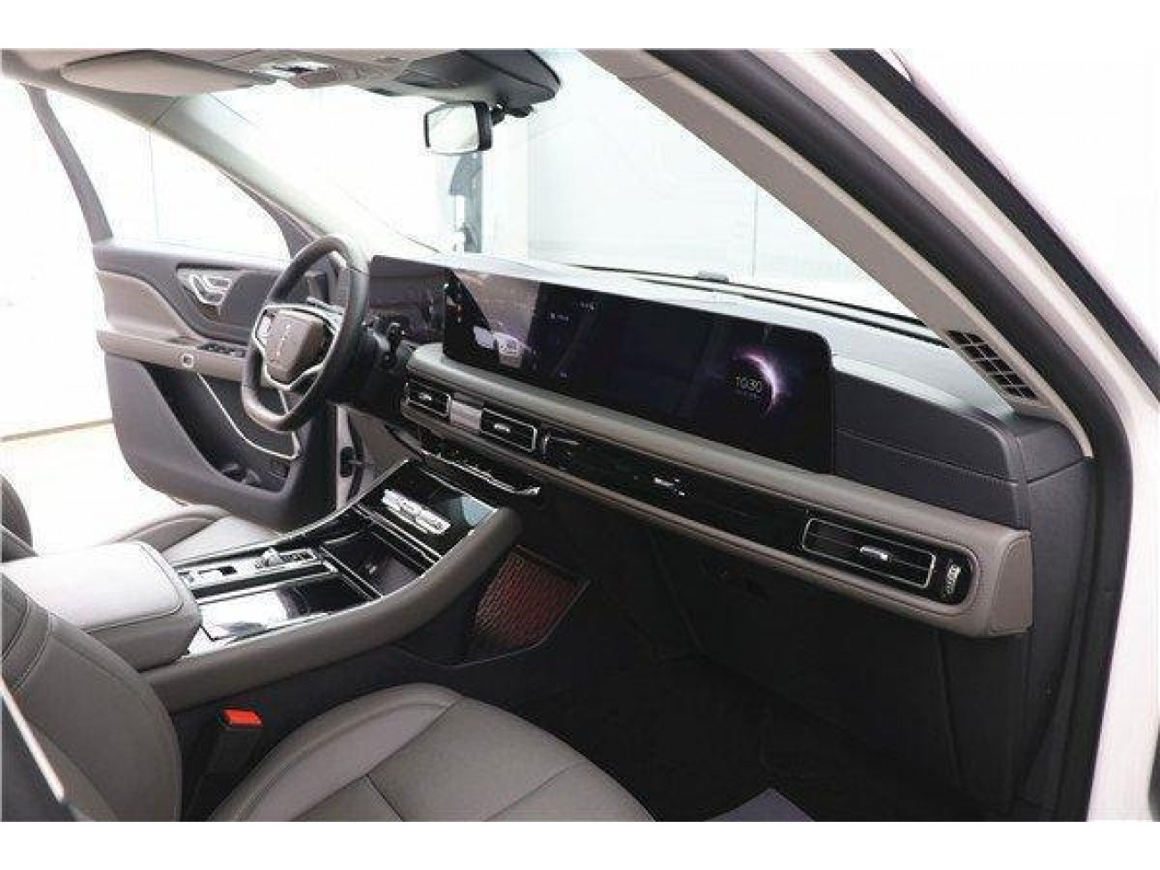 Lincoln Aviator 2025