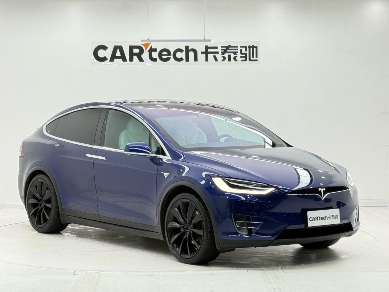 Tesla Model X 2020