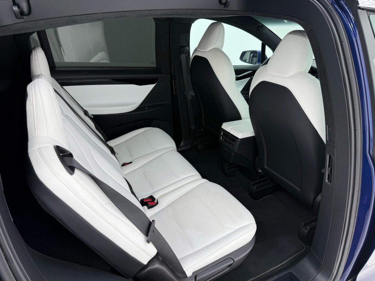 Tesla Model X 2020