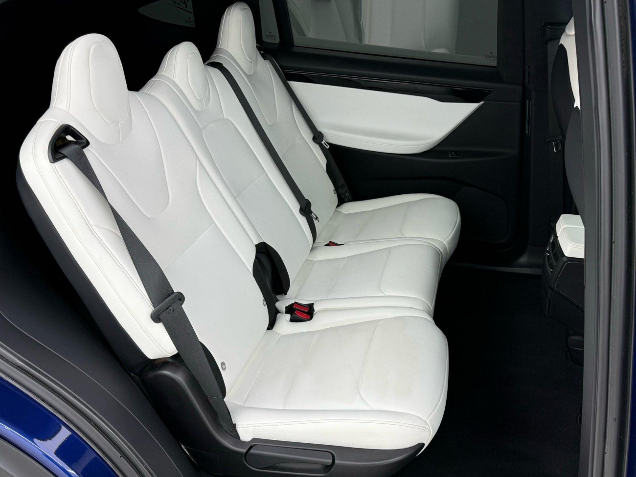 Tesla Model X 2020