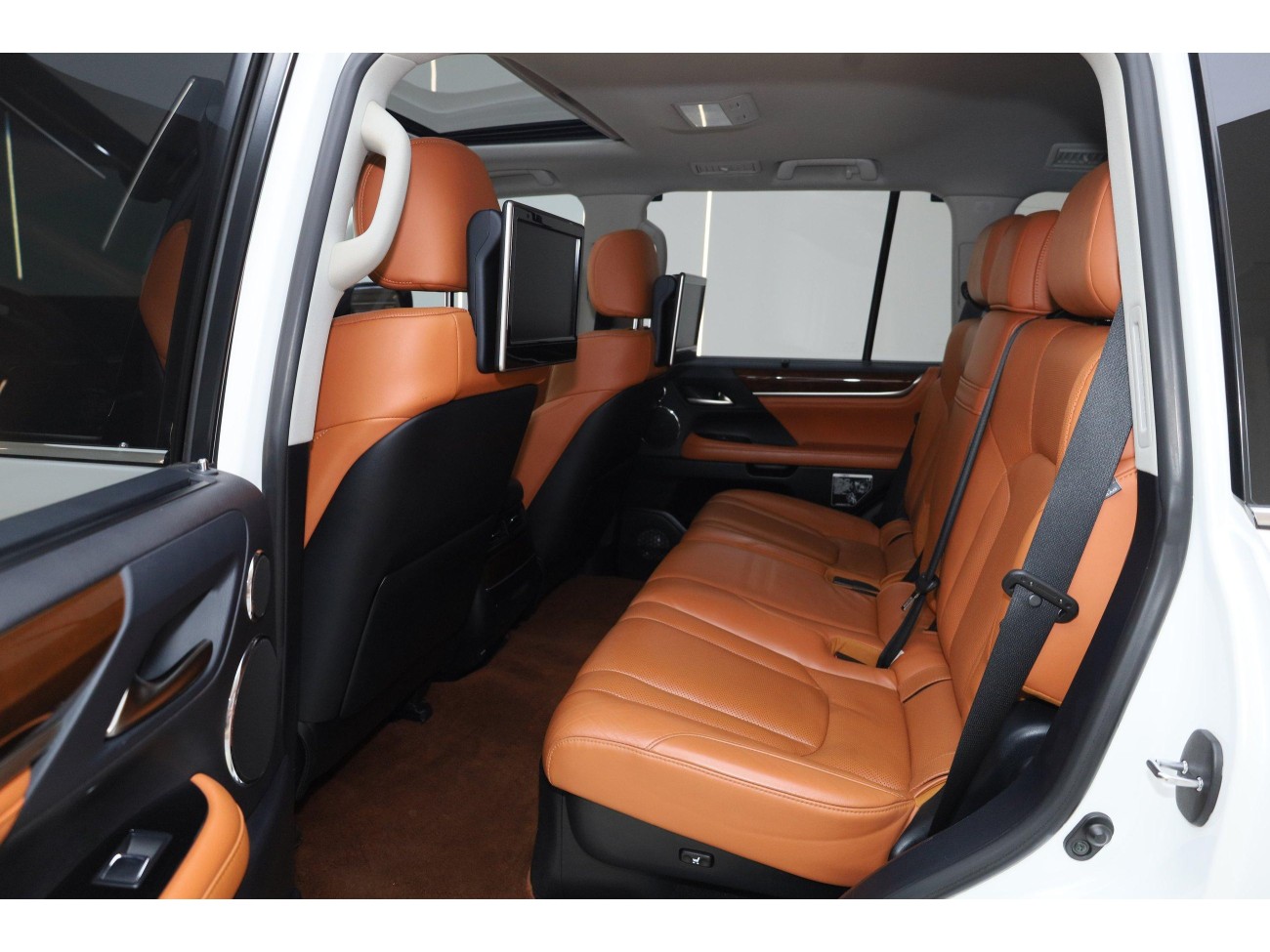 Lexus LX 570 2016