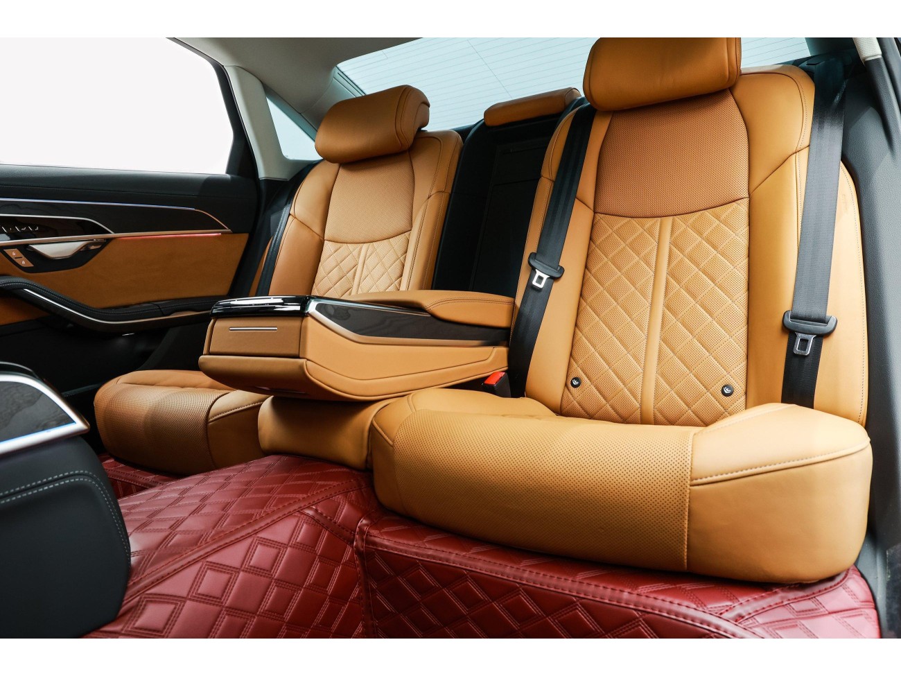 Audi A8L 50 TFSI 2024