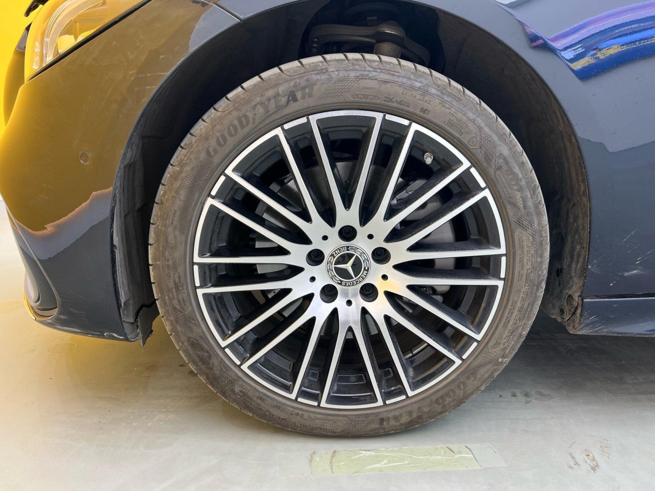Mercedes-Benz C 260 L 2024