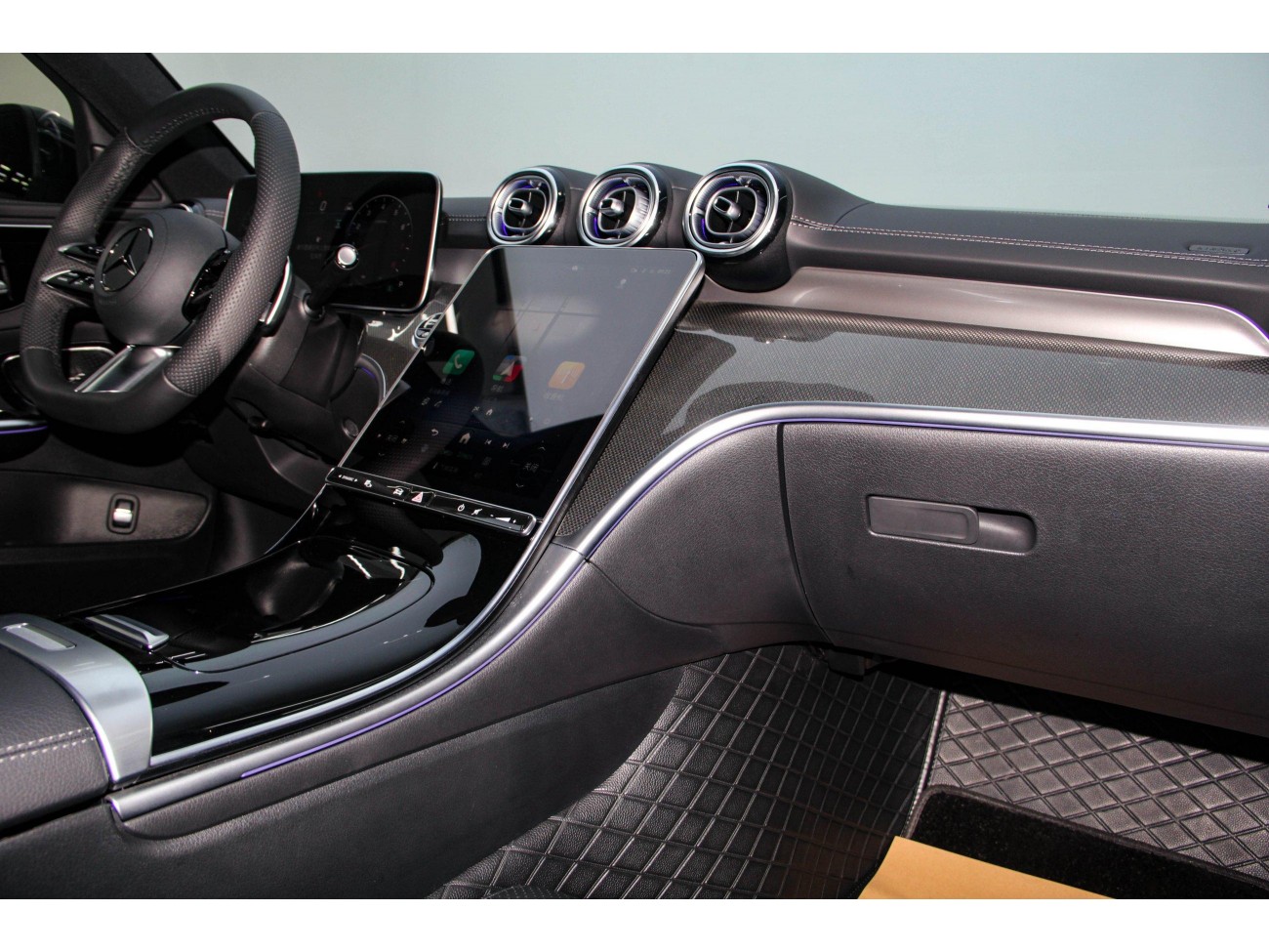 Mercedes-Benz C 260 L 2025