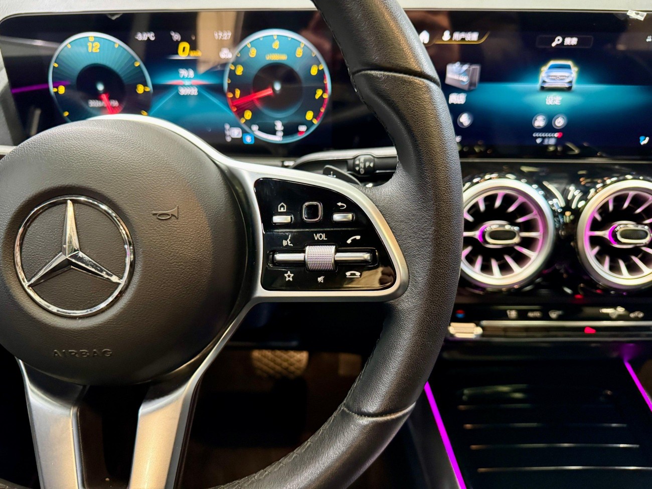 Mercedes-Benz GLA 220 2023