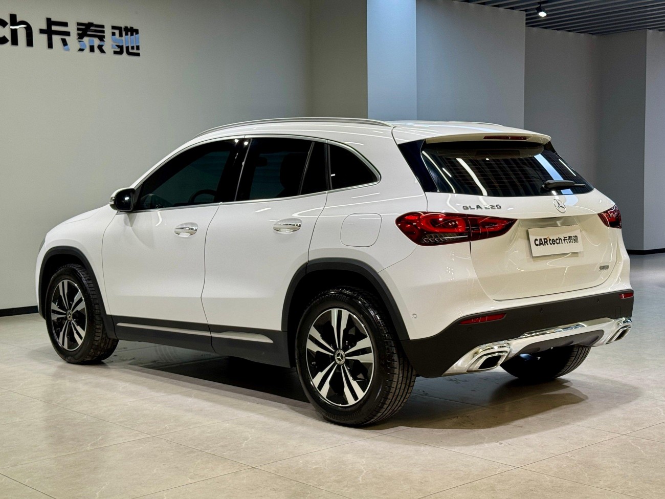Mercedes-Benz GLA 220 2023
