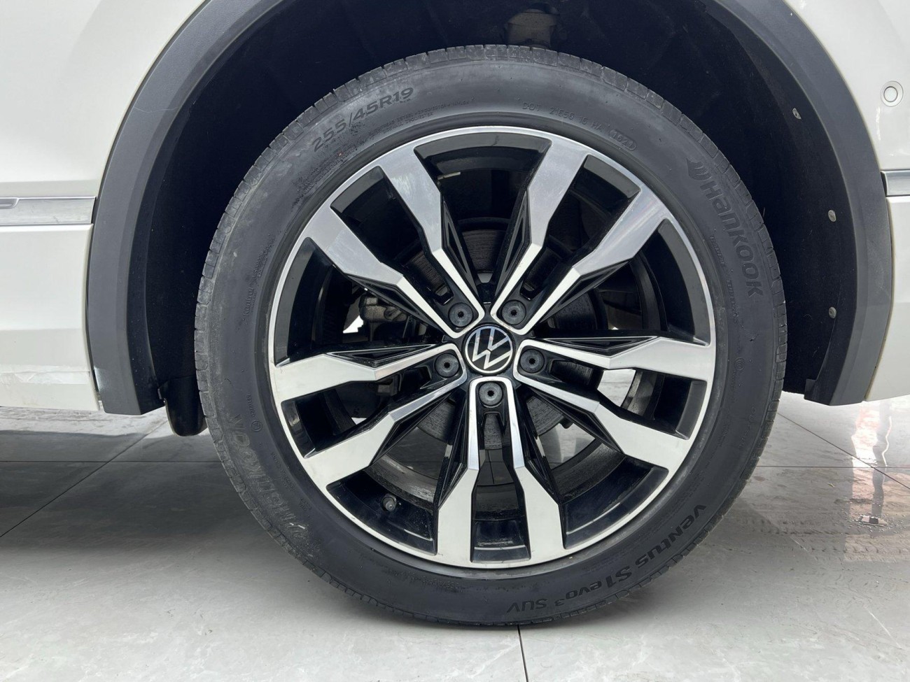 Volkswagen Tiguan L 2021