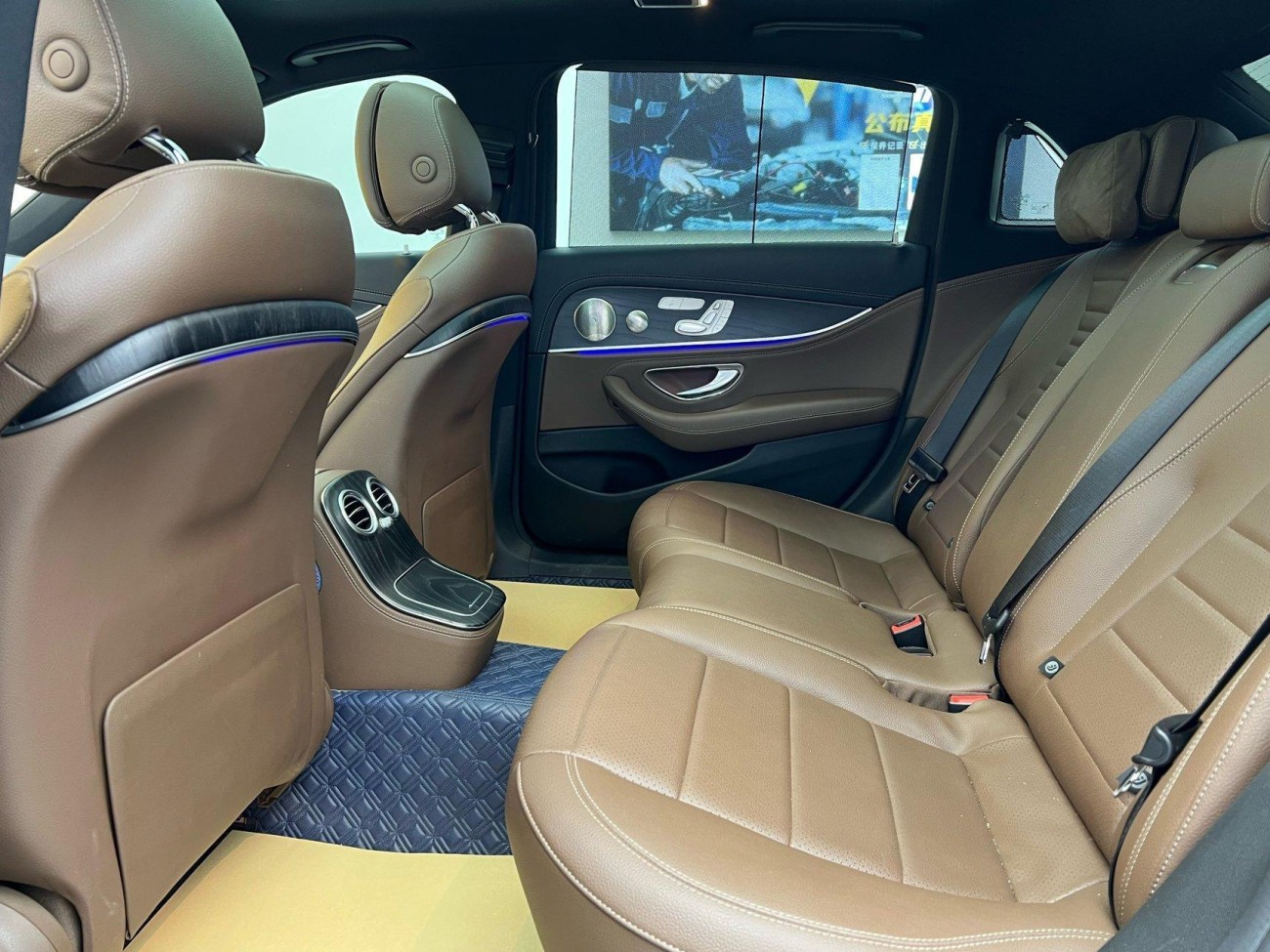 Mercedes-Benz E 300 L 2022