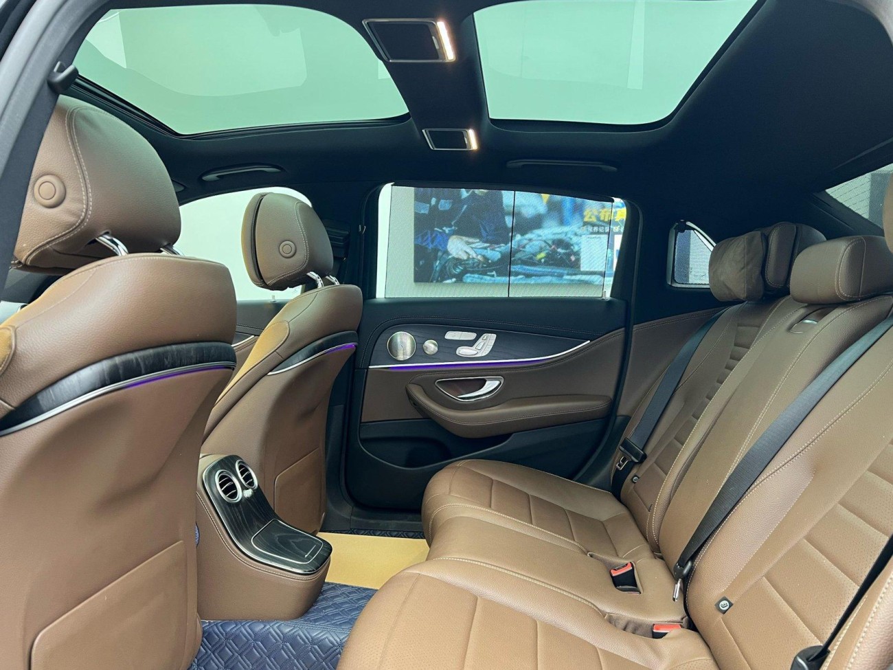 Mercedes-Benz E 300 L 2022