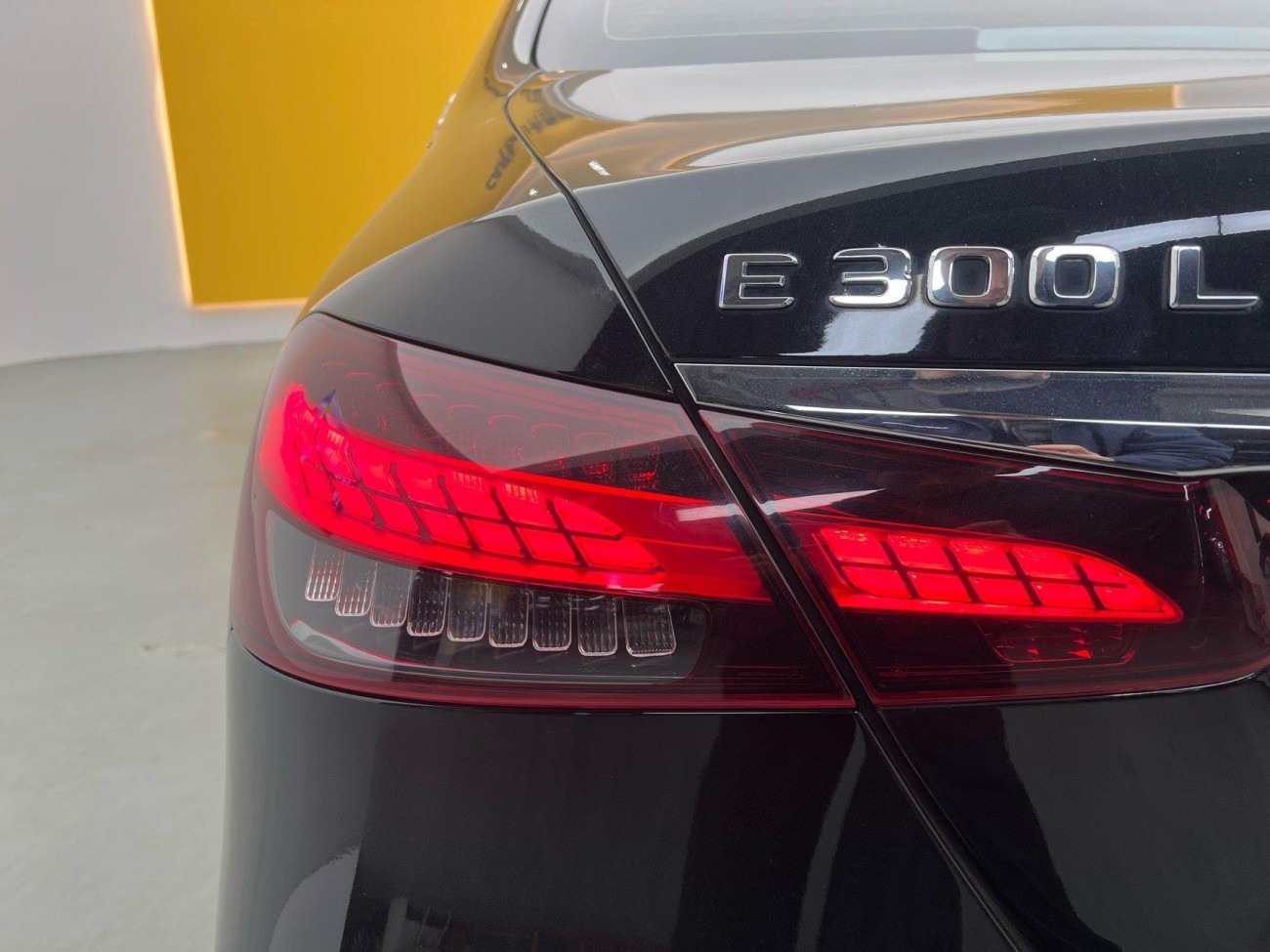 Mercedes-Benz E 300 L 2022