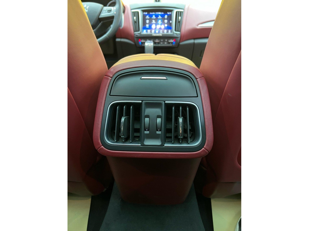 Maserati Levante 2021