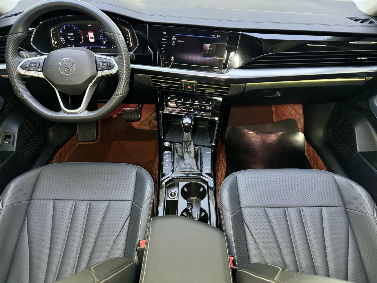 Volkswagen Passat 2024