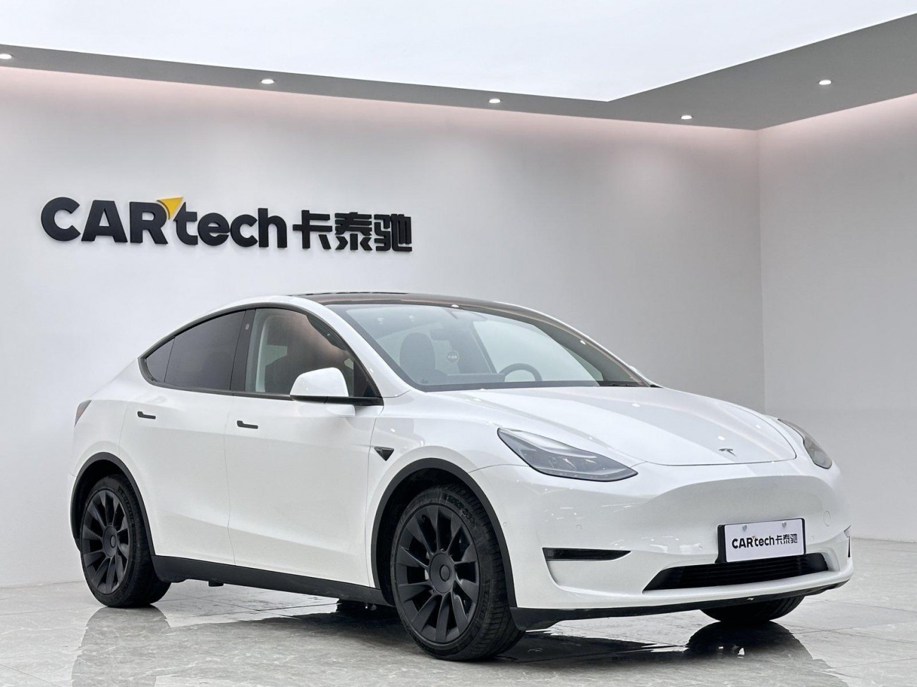 Tesla Model Y 2021