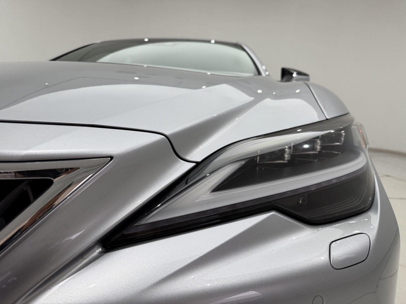 Lexus LS 500h 2021