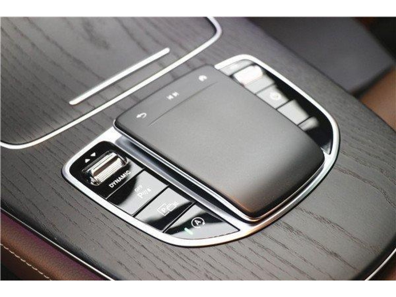 Mercedes-Benz E 300 L 2022