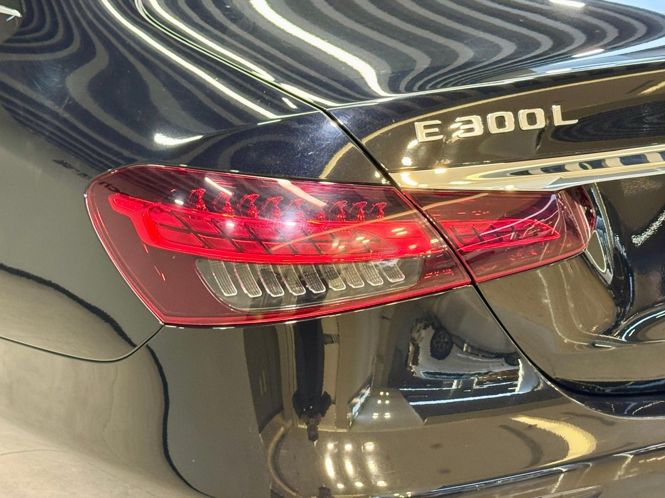Mercedes-Benz E 300 L 2022