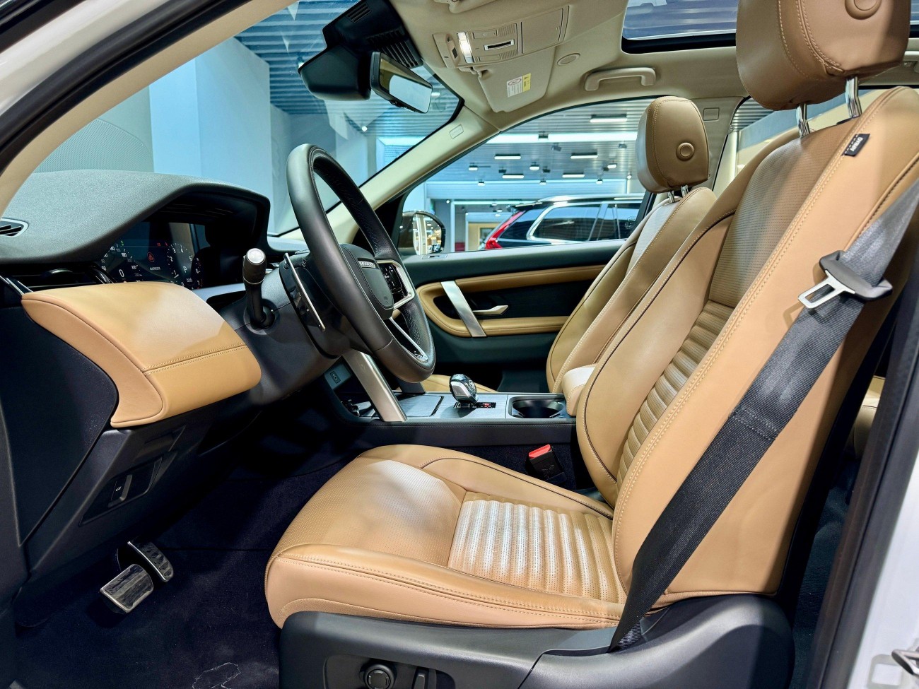 Land Rover Discovery Sport 2024