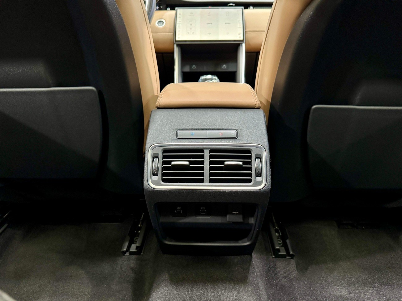 Land Rover Discovery Sport 2024