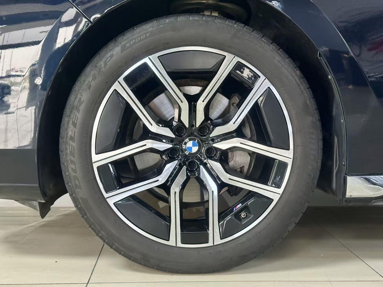 BMW 735Li 2023