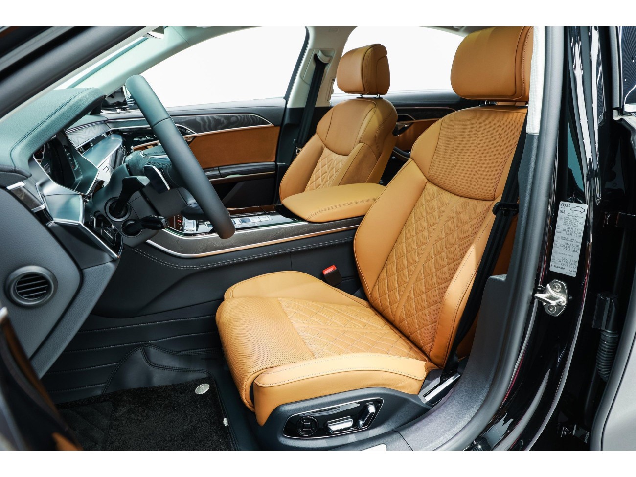 Audi A8L 50 TFSI 2024