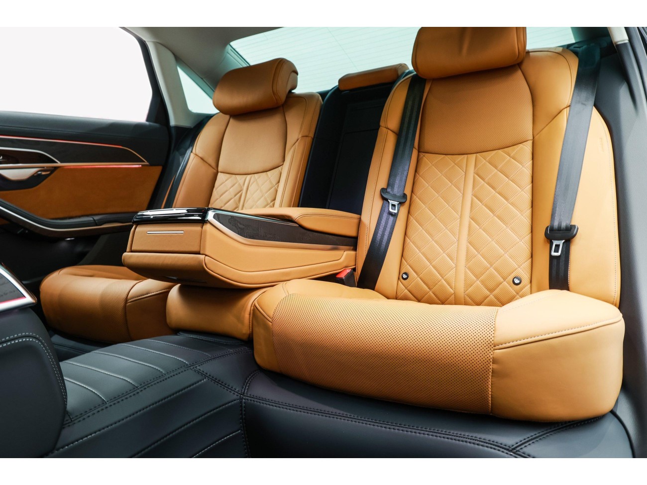 Audi A8L 50 TFSI 2024